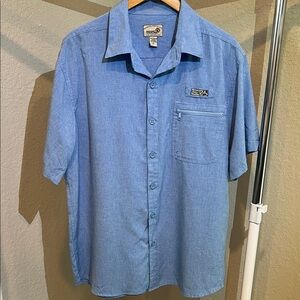 Men's Light Blue Casual Button-Down Shirt